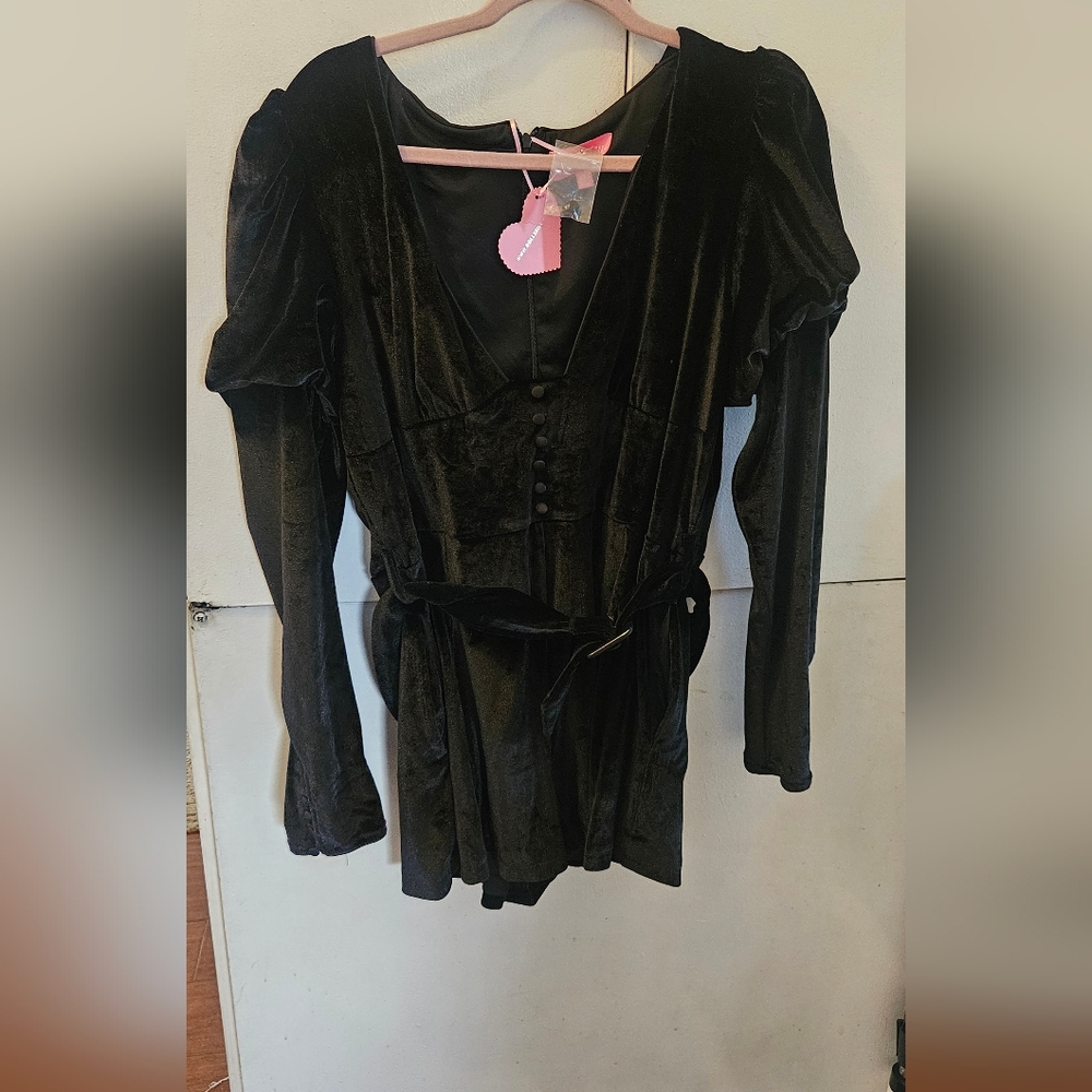 Dolls Kill Sugar Thrillz -Black Velvet Long-Sleeve Peplum Top Romper